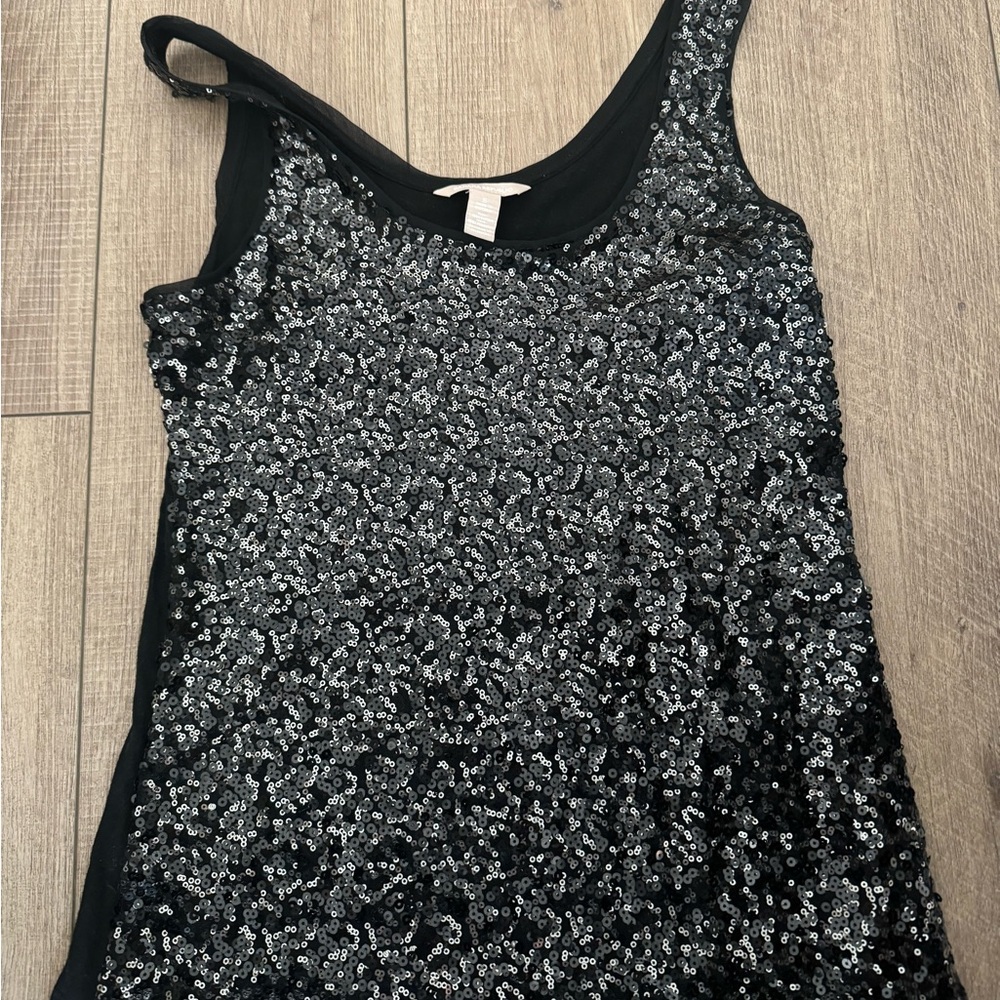 Banana republic black sequin tank top (small) holiday